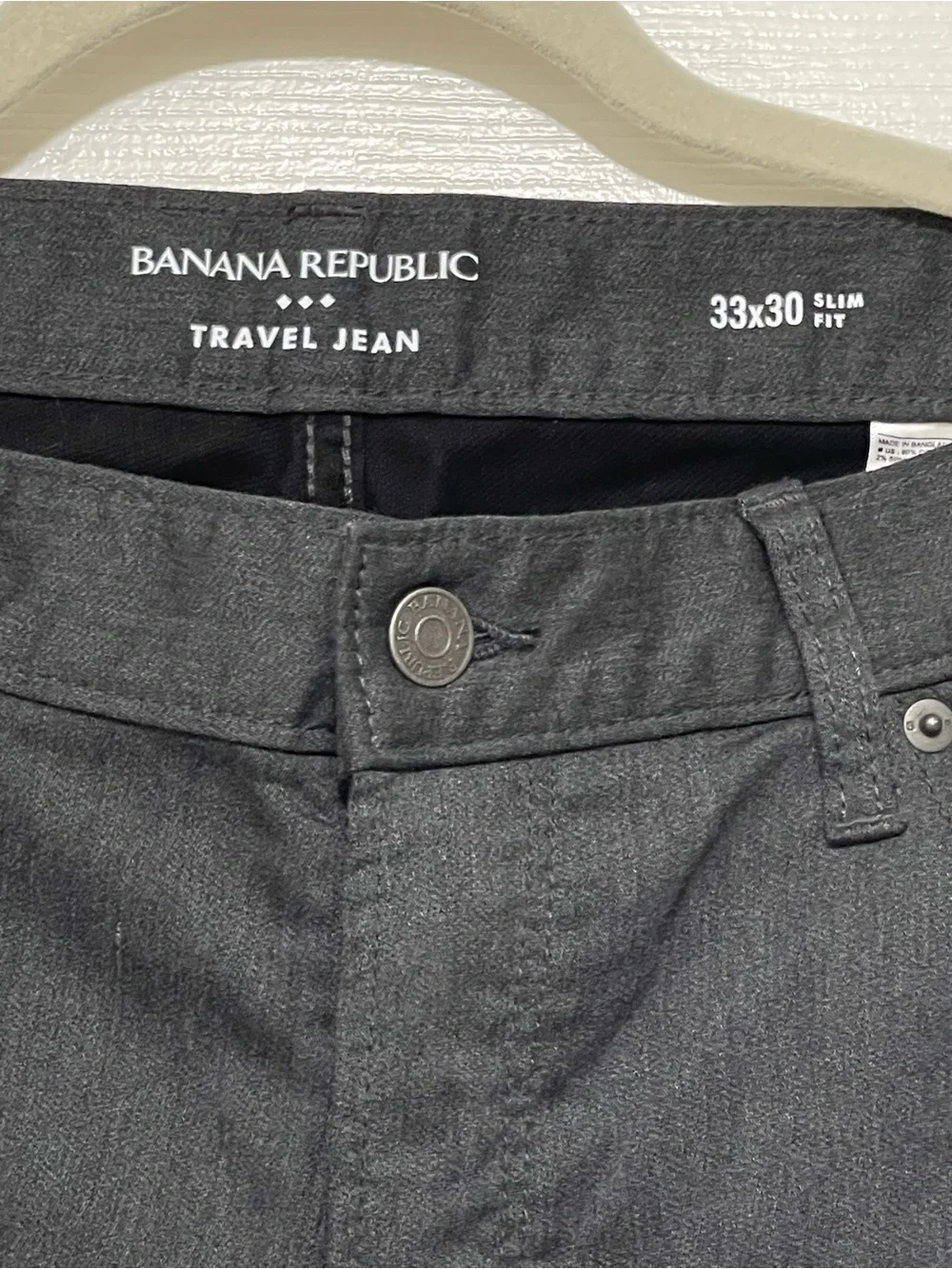 Banana Republic Men's charcoal heat grey Travel Jean